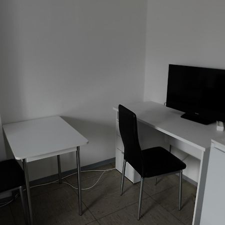 Montagehotel Bed & Steel Линц Екстериор снимка